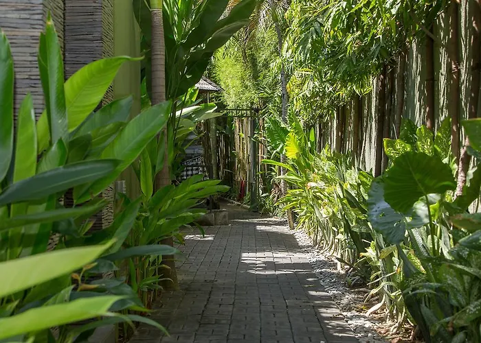 Green Mango Villa *
