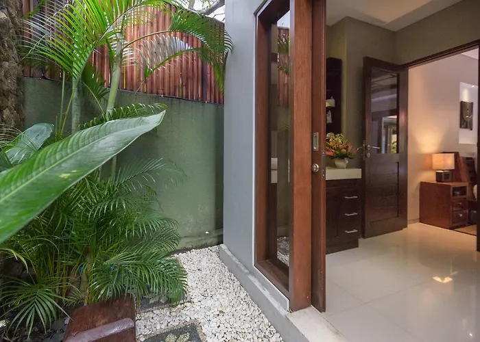 Green Mango Villa *